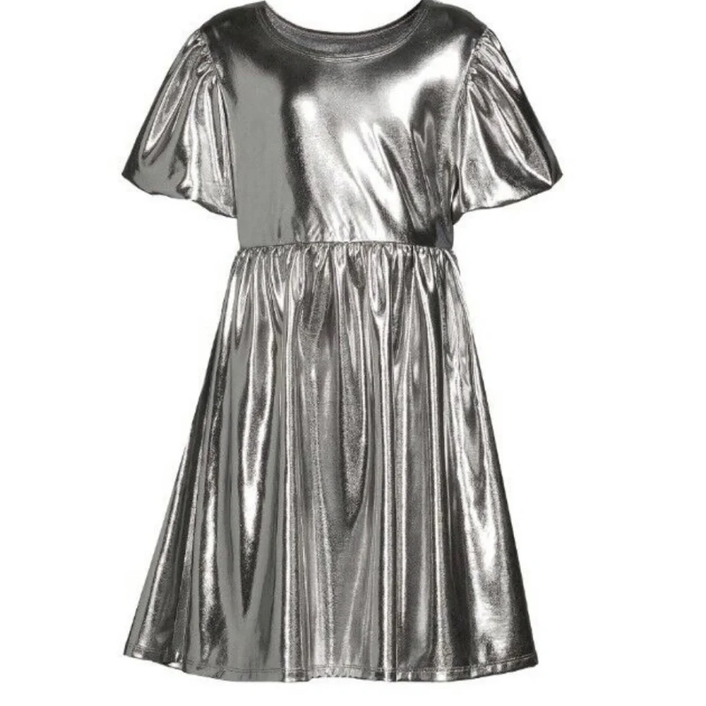 Wonder Nation Girls Gray Metallic Puff Sleeve Dress